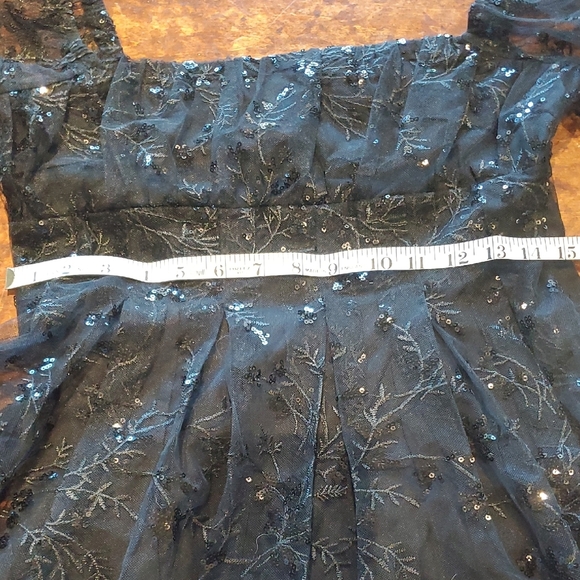 Forever 21 Black A-Line Cocktail Dress with Bishop Sleeves - Picture 8 of 10